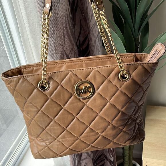 Michael Kors Taupe Gold Chair Soft Shoulder Leather Bag - Picture 1 of 11